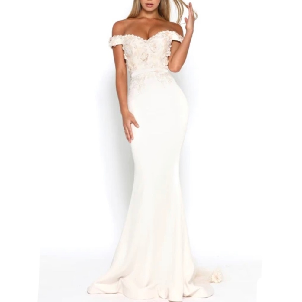 Portia & Scarlett Adriana Cream Gown